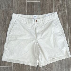 GAP Cream Shorts